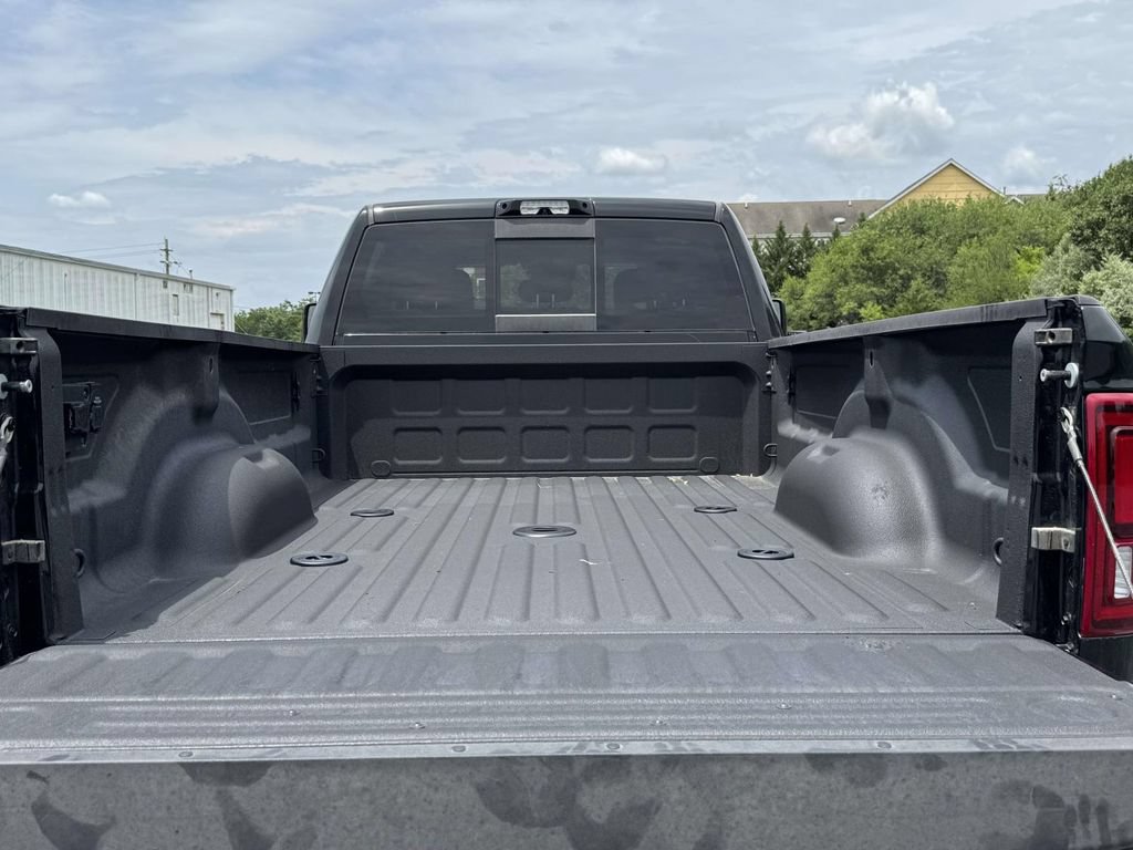 New 2026 RAM 3500 Big Horn AWD/4WD image 29