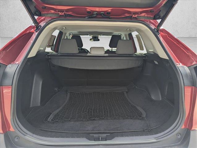 Used 2021 Toyota RAV4 XLE w/ Convenience Package image 6