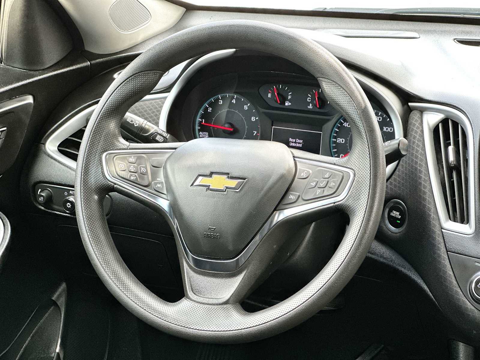 Used 2023 Chevrolet Malibu LS FWD image 27