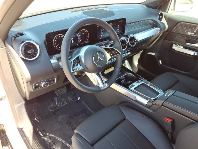 New 2026 Mercedes-Benz GLB 250 image 13