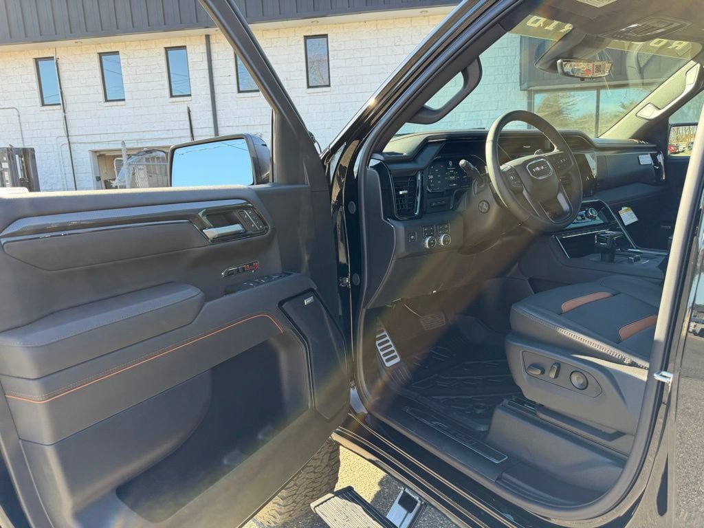 New 2026 GMC Sierra 1500 AT4 w/ AT4 Premium Package AWD/4WD image 19