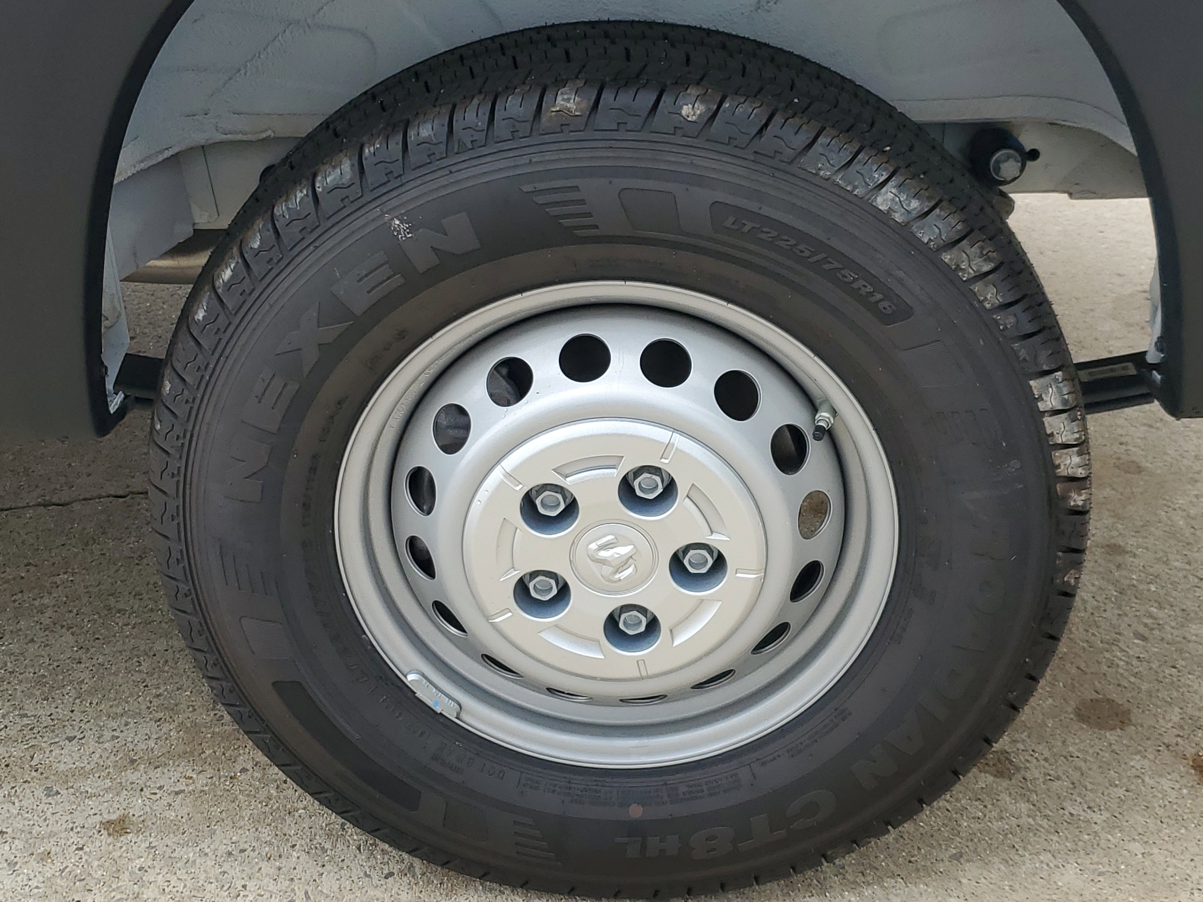 Used 2025 RAM ProMaster 2500 w/ Convenience Group image 5