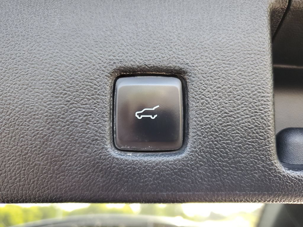 Used 2022 Ford Escape SEL w/ SEL Stealth AWD Package image 35