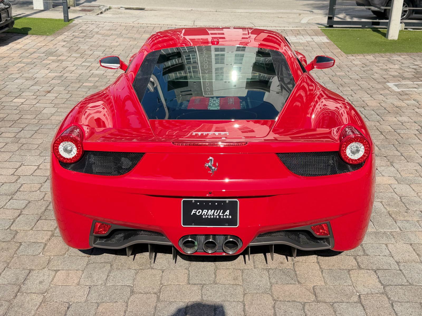 Used 2011 Ferrari 458 Italia Coupe RWD image 15