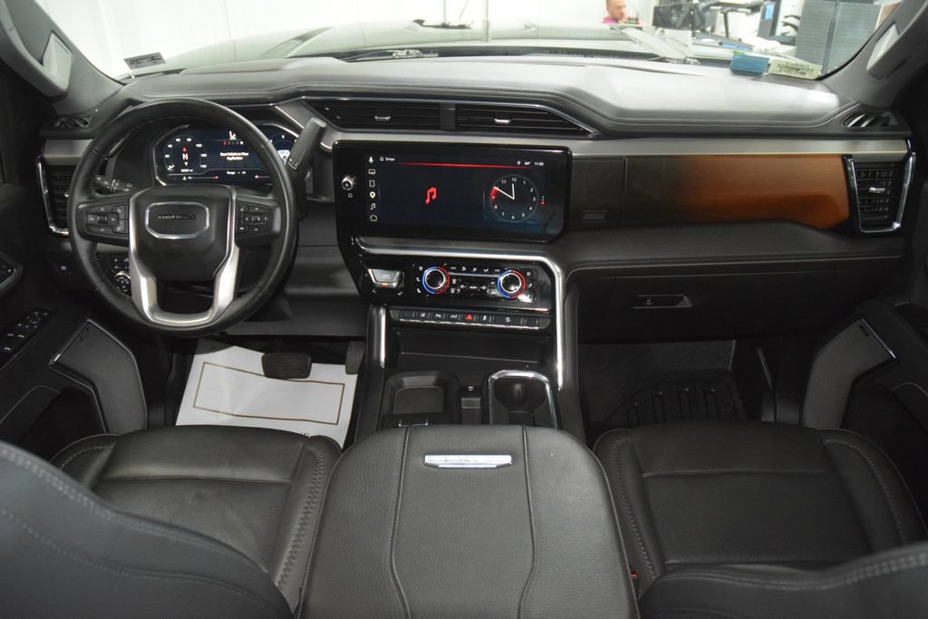 Used 2025 GMC Sierra 2500 Denali w/ Snow Plow Prep/Camper Package AWD/4WD image 33