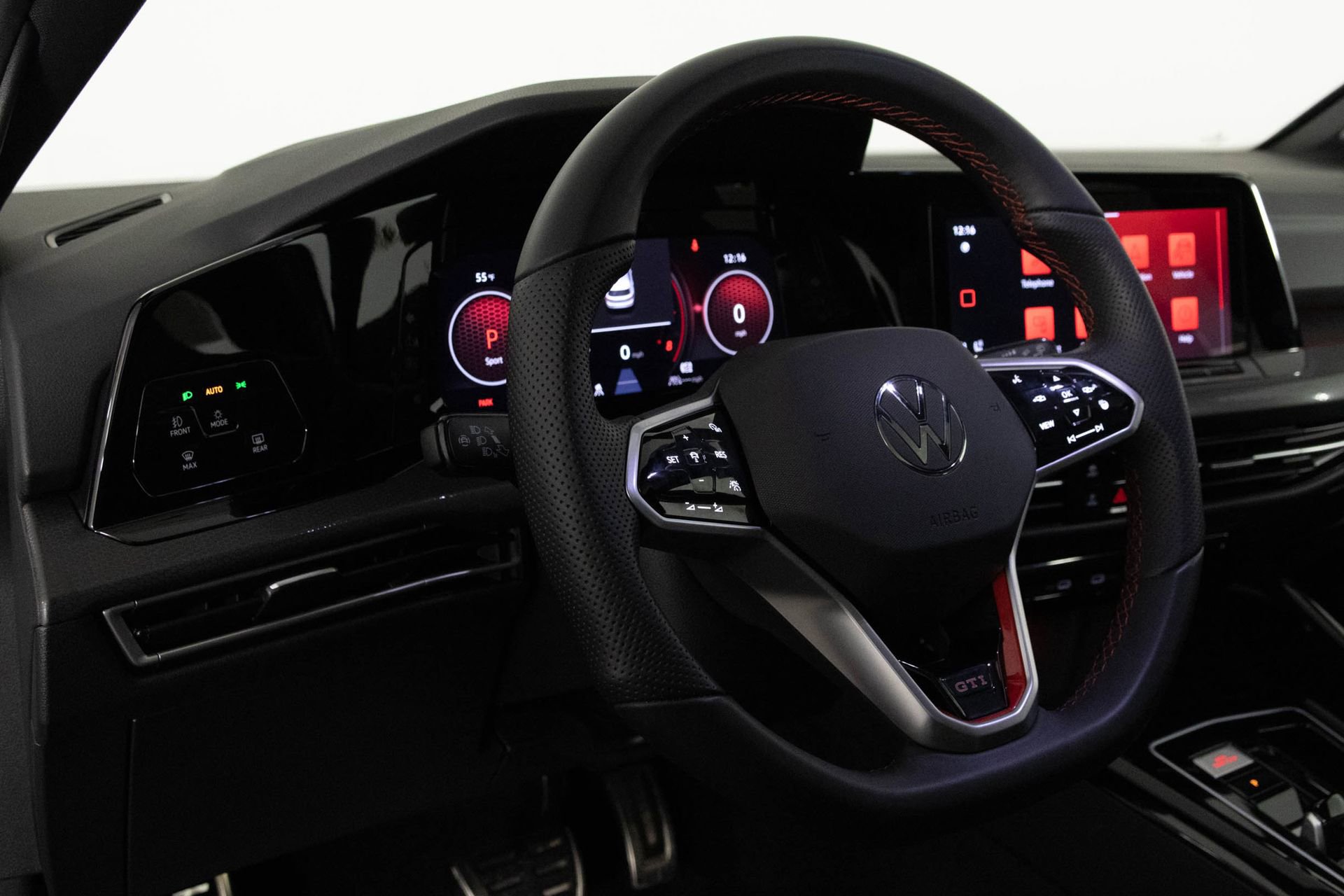 Used 2024 Volkswagen GTI SE image 31