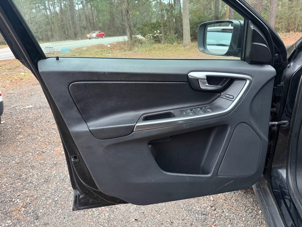 Used 2012 Volvo XC60 3.2 image 17
