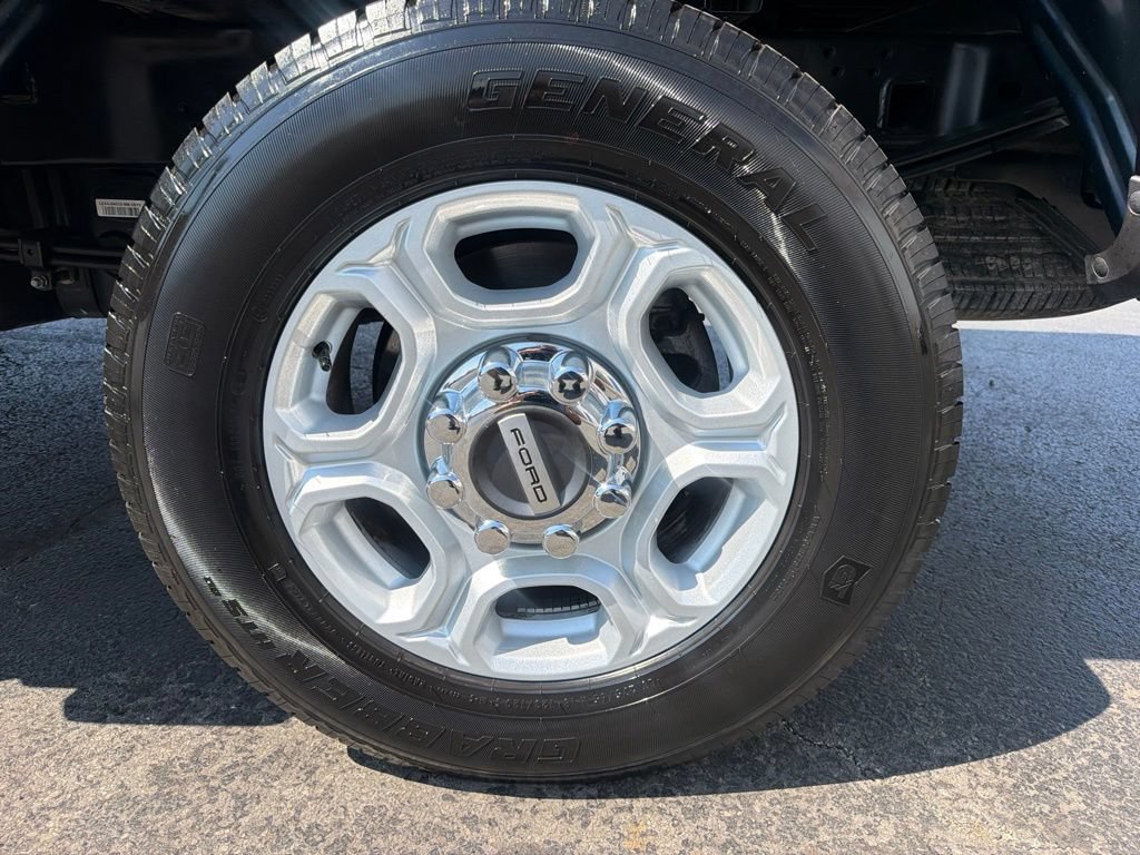 Used 2025 Ford F250 XLT AWD/4WD image 53