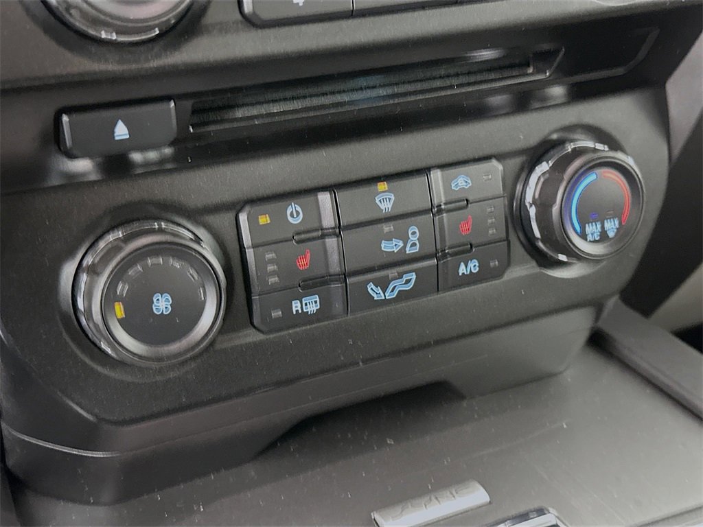 Used 2018 Ford F150 XLT w/ Equipment Group 302A Luxury image 17