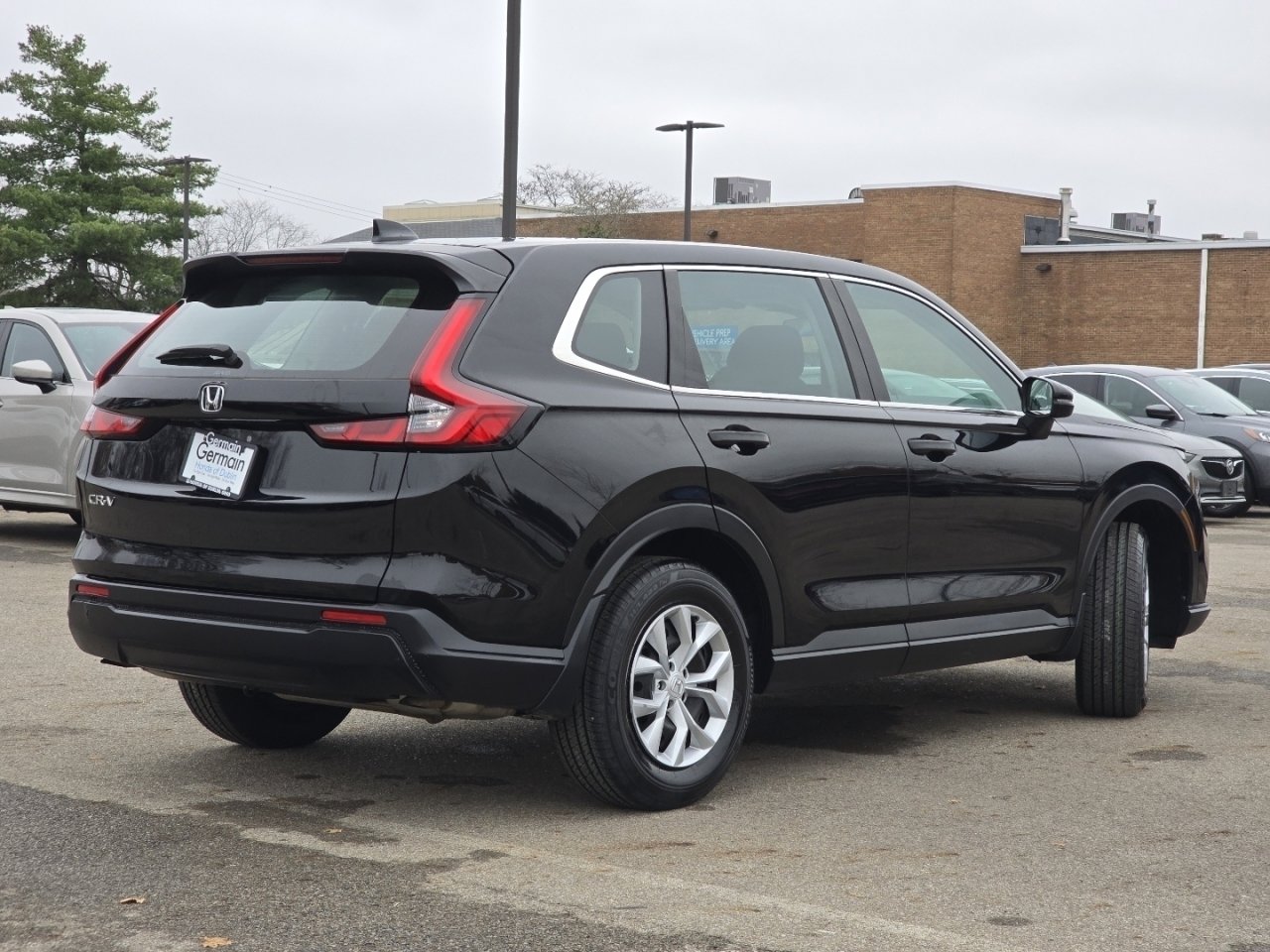 Used 2024 Honda CR-V LX image 17