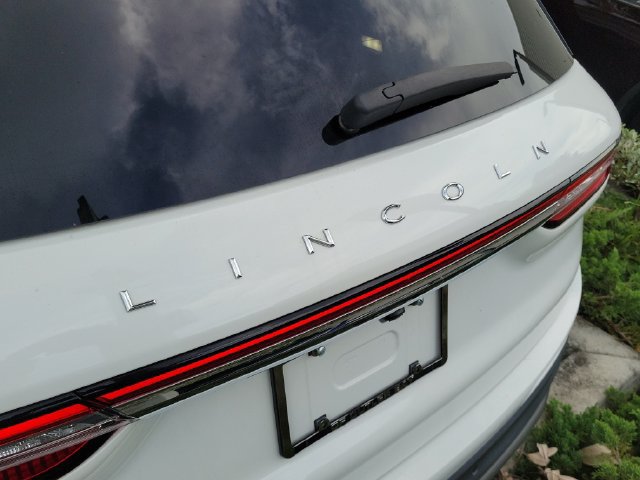 Certified 2022 Lincoln Corsair FWD image 5