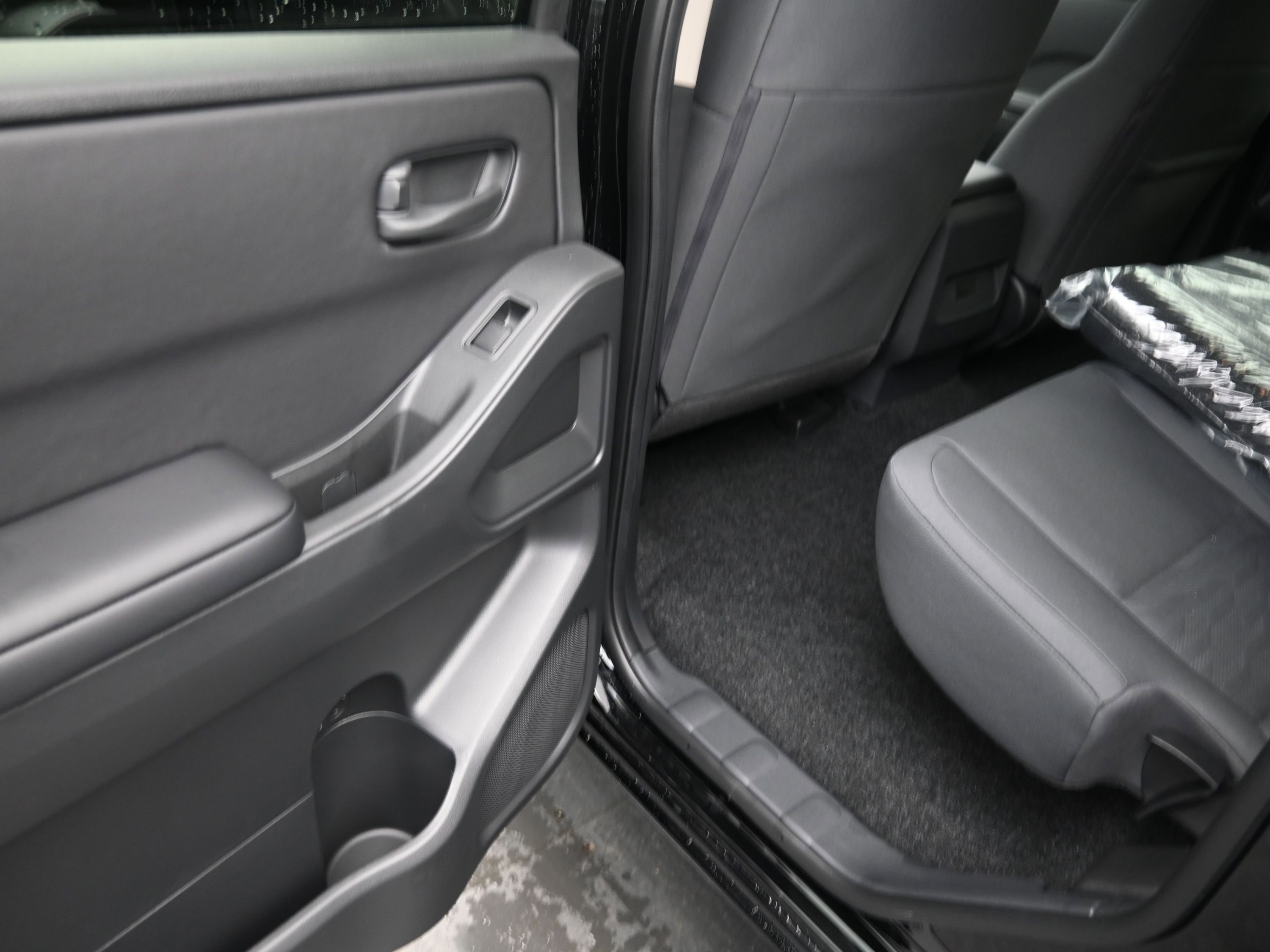 New 2026 Nissan Frontier S w/ Tow Package image 17