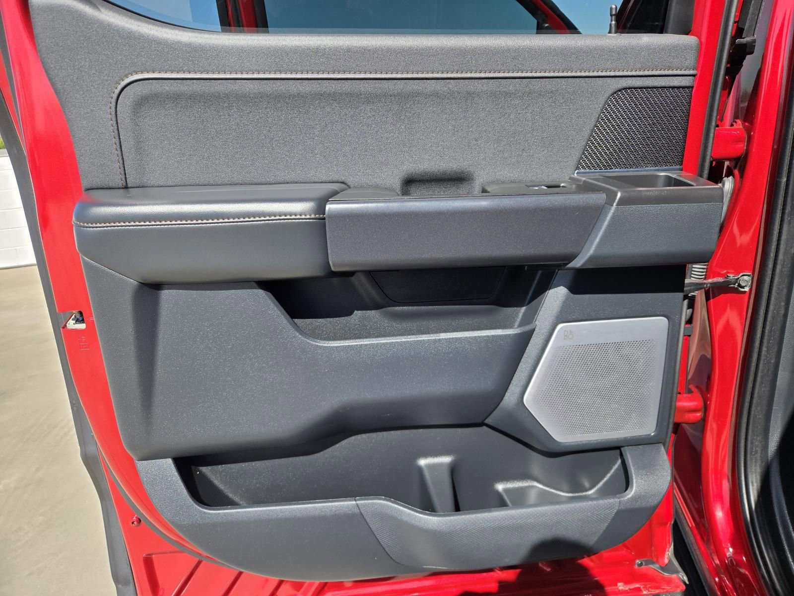 Used 2022 Ford F150 Raptor w/ Equipment Group 801A High AWD/4WD image 28