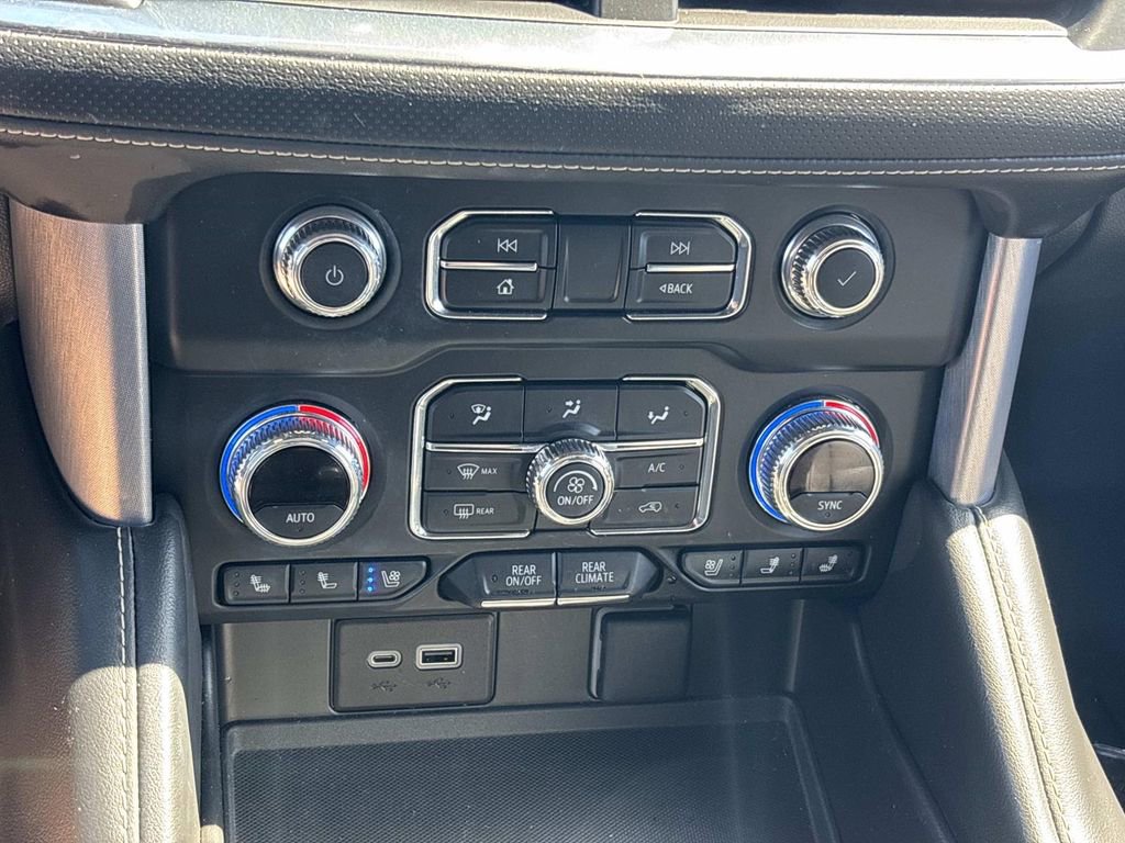 Used 2023 GMC Yukon SLT image 18