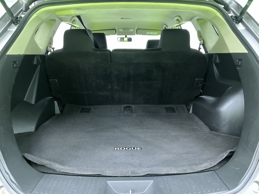 Used 2012 Nissan Rogue SV AWD/4WD image 27