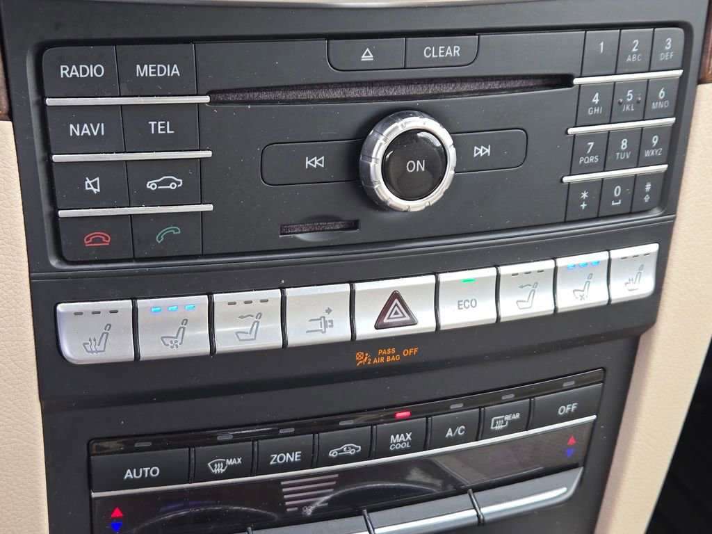 Used 2017 Mercedes-Benz E 400 E 400 w/ Premium 2 Package image 18