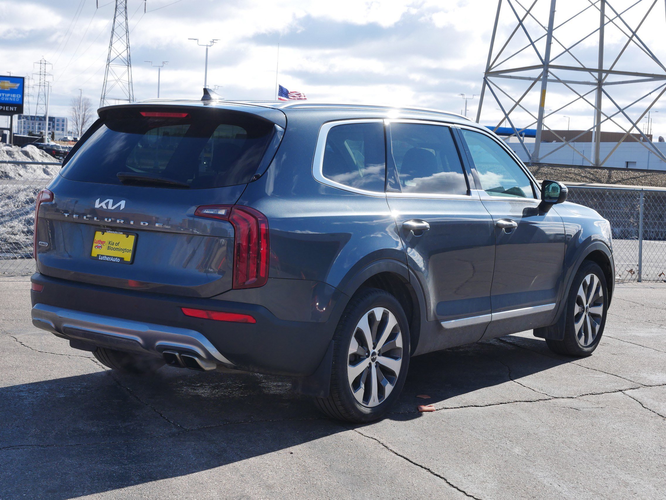 Certified 2022 Kia Telluride S image 4
