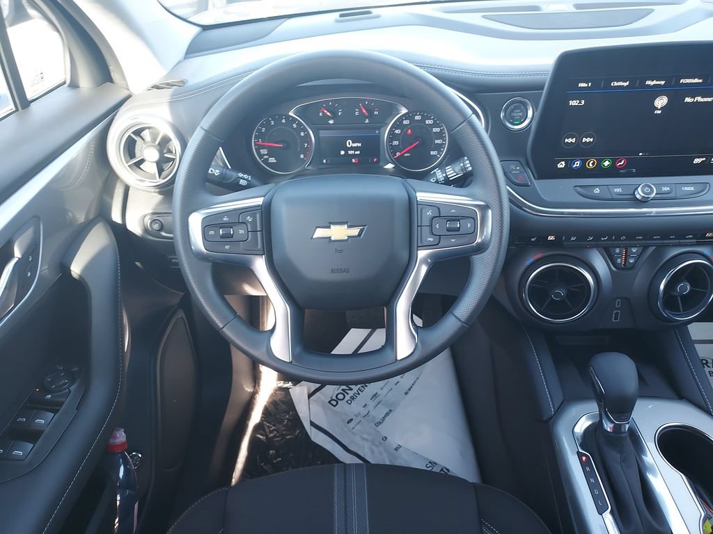 New 2026 Chevrolet Blazer LT w/ Convenience Package AWD/4WD image 16