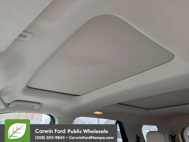 Used 2018 Ford Explorer Platinum image 19