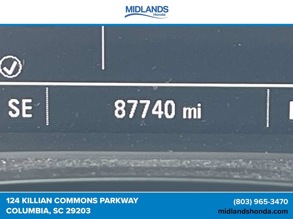 Used 2020 Chevrolet Traverse LT FWD image 21