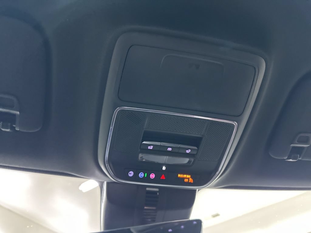 New 2026 Chevrolet Traverse RS AWD/4WD image 43