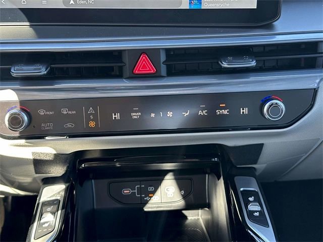 New 2026 Kia Sorento SX Prestige image 18