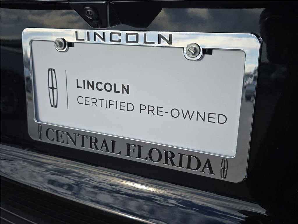 Used 2023 Lincoln Navigator Black Label image 4
