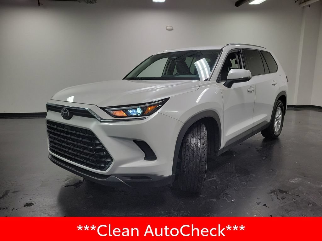 Used 2026 Toyota Grand Highlander AWD image 4
