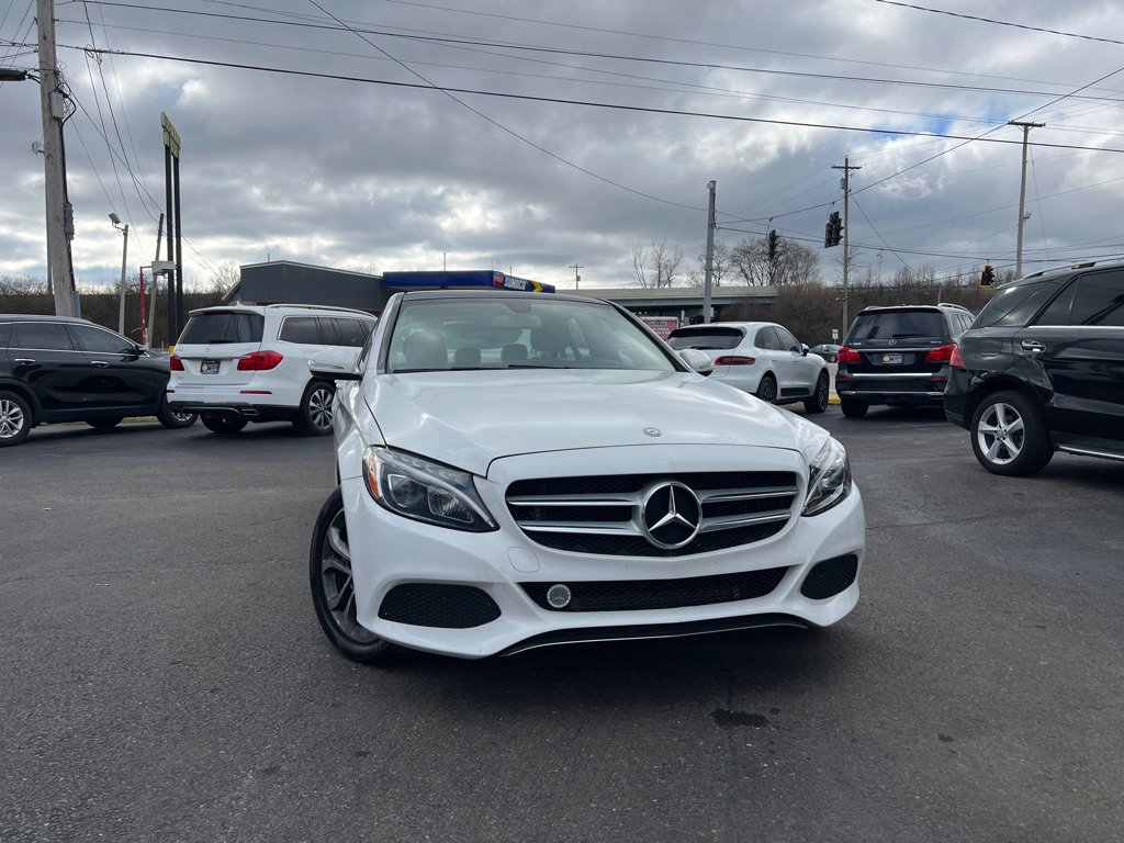 Used 2015 Mercedes-Benz C 300 4MATIC Sedan image 5