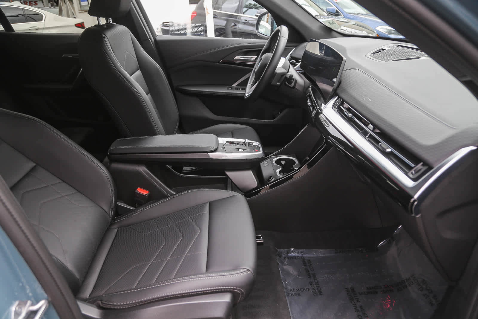 Used 2025 BMW X2 xDrive28i w/ Convenience Package image 12