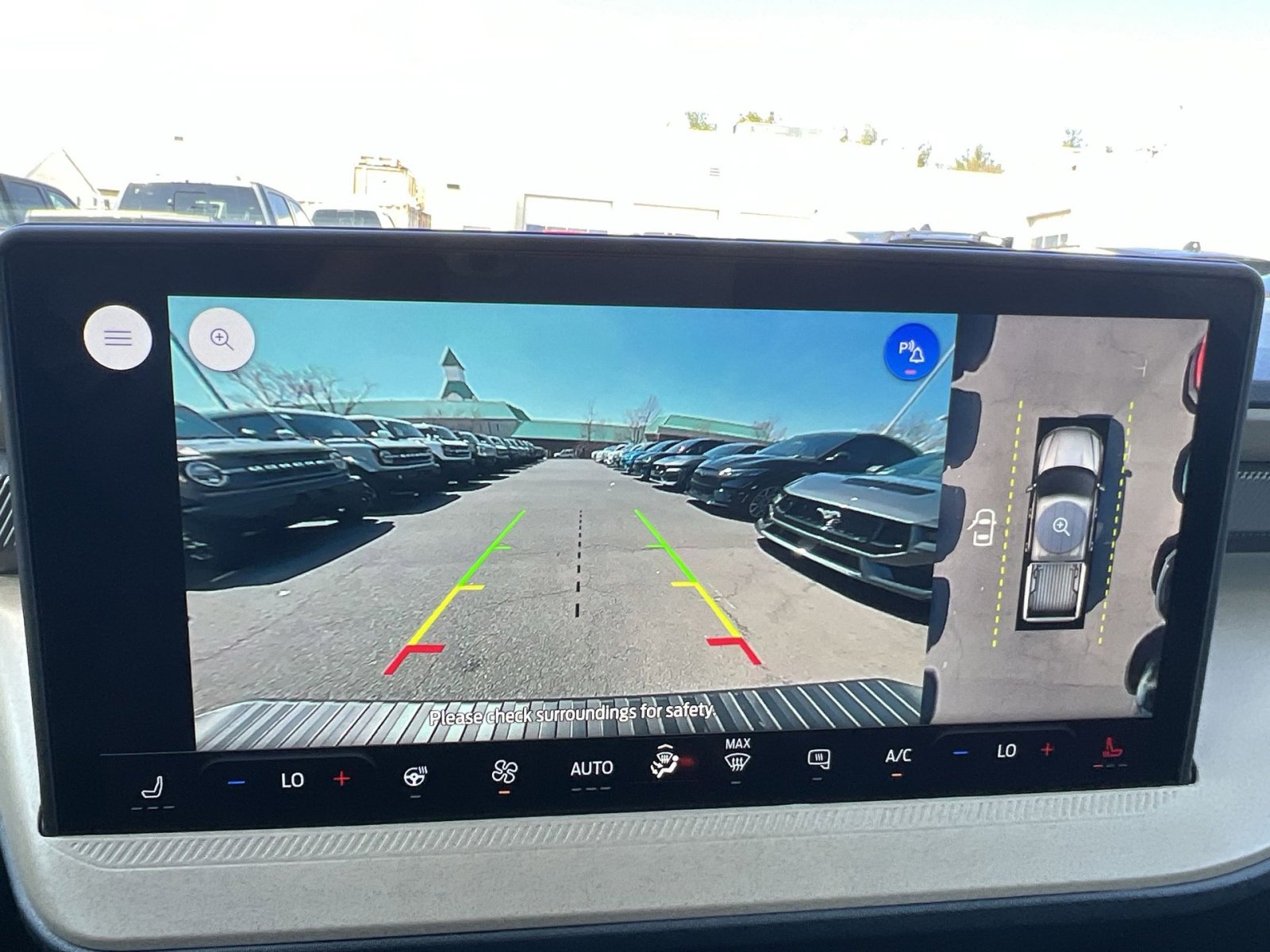 Certified 2025 Ford Maverick Lariat w/ 4K Tow Package image 19