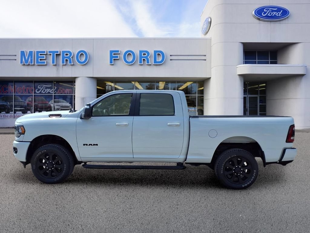 Used 2024 RAM 2500 Big Horn w/ Night Edition AWD/4WD image 7