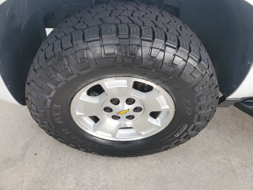 Used 2011 Chevrolet Avalanche LS RWD image 35