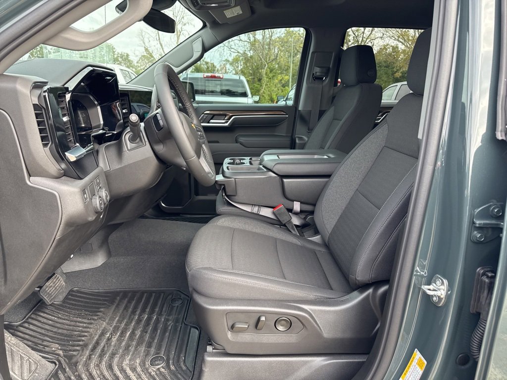 New 2026 Chevrolet Silverado 1500 LT image 10