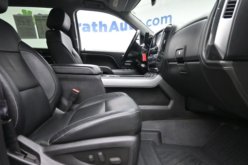 Used 2015 Chevrolet Silverado 1500 LTZ Z71 AWD/4WD image 7