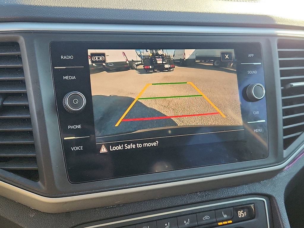 Used 2021 Volkswagen Atlas SE w/ Panoramic Sunroof Package image 9