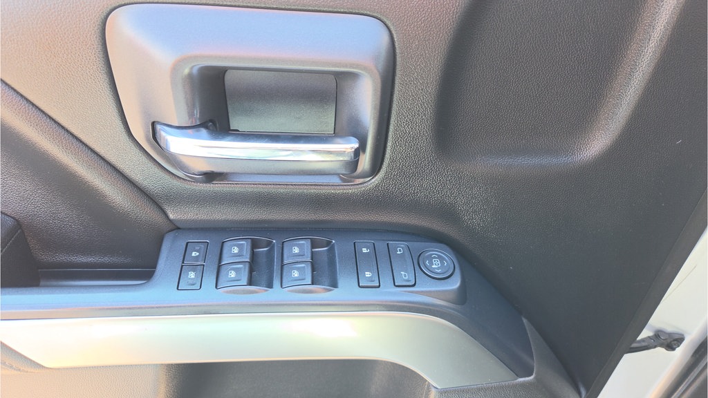 Used 2017 Chevrolet Silverado 1500 LT w/ Max Trailering Package AWD/4WD image 41
