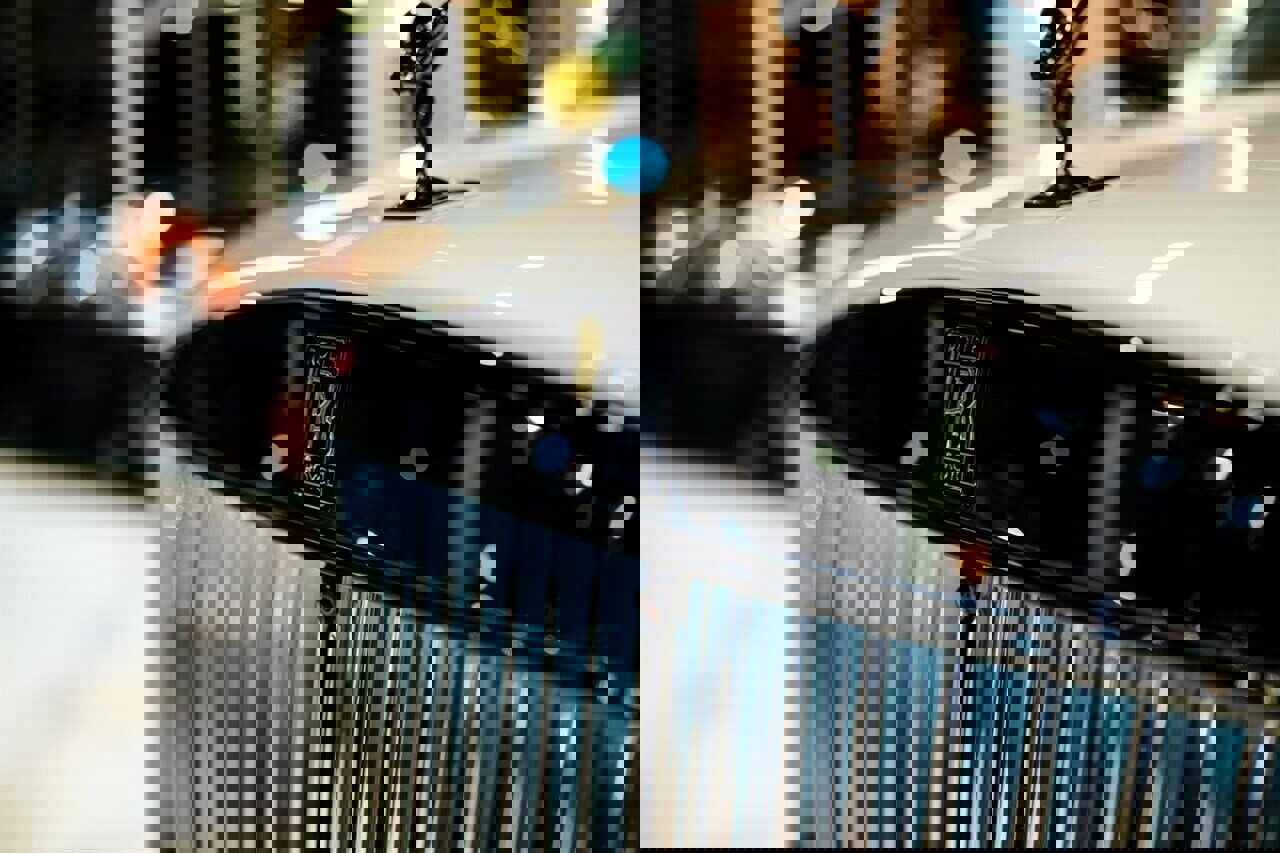 Used 2025 Rolls-Royce Cullinan Black Badge w/ Leather Finishing Pack image 8