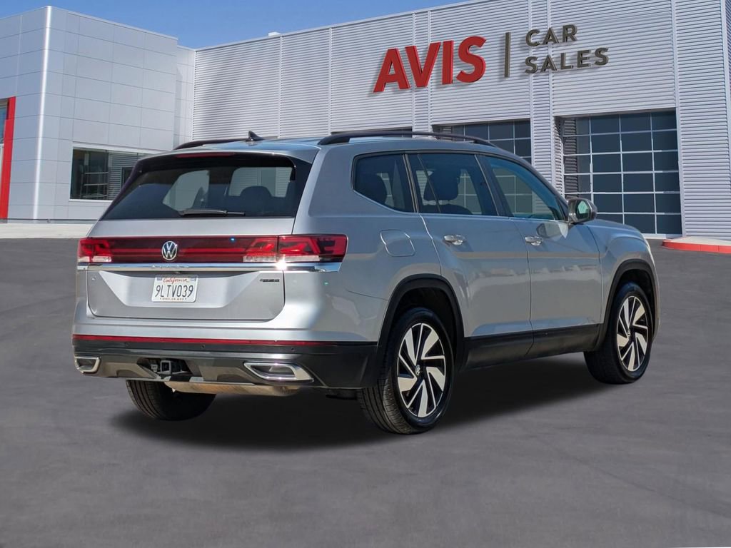 Used 2024 Volkswagen Atlas SE image 6