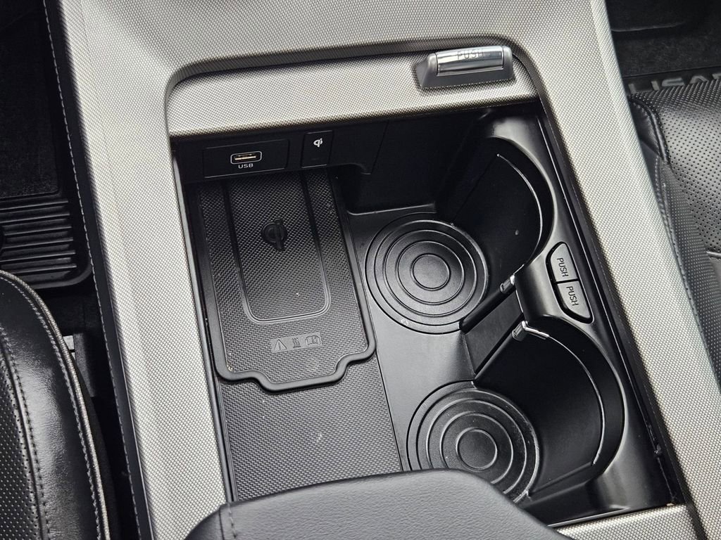 Used 2021 Hyundai Palisade Calligraphy w/ Winter Package image 27