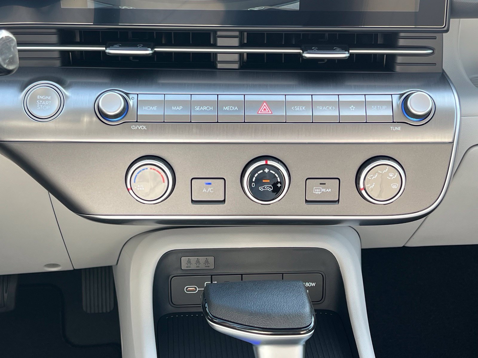 New 2027 Hyundai Kona SE FWD image 30