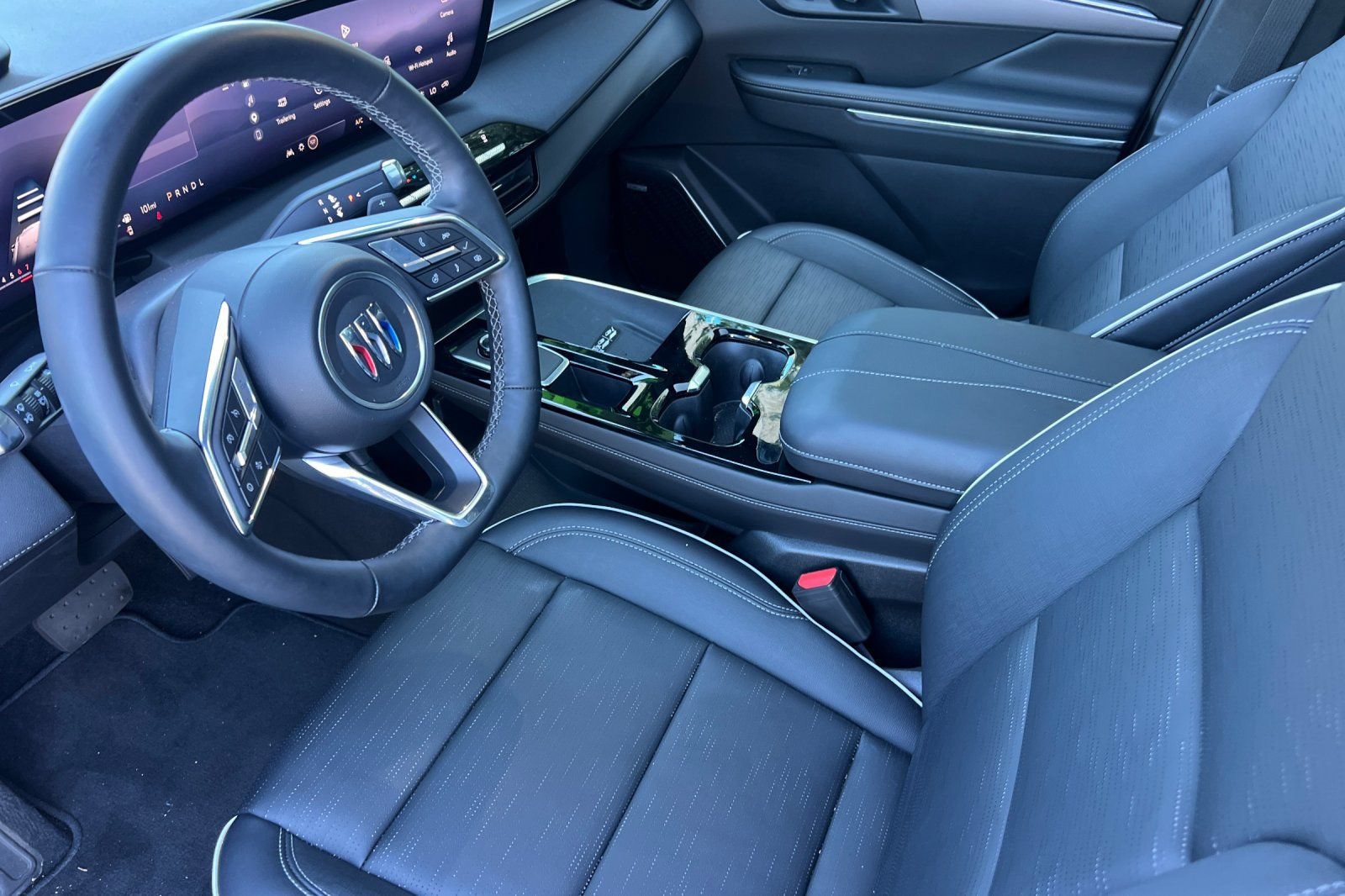 Used 2026 Buick Enclave Sport Touring w/ Power Package FWD image 10