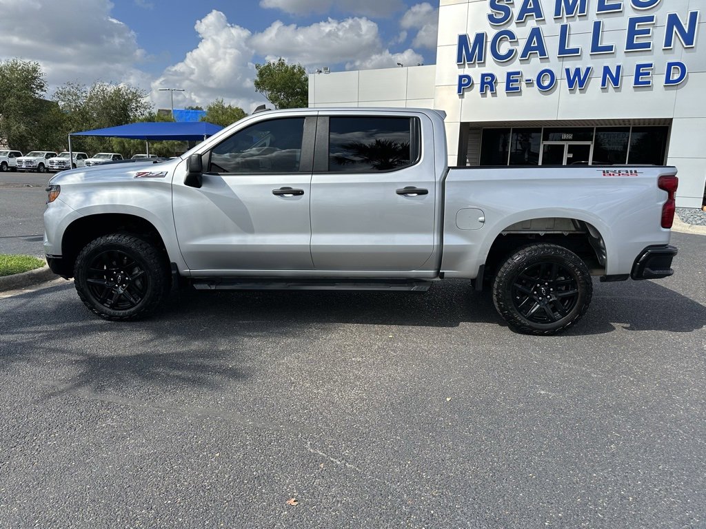 Used 2022 Chevrolet Silverado 1500 Custom Trail Boss w/ LPO, Dark Essentials Package image 3