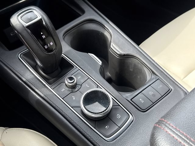 Used 2019 Cadillac XT4 Sport w/ Cold Weather Package FWD image 28