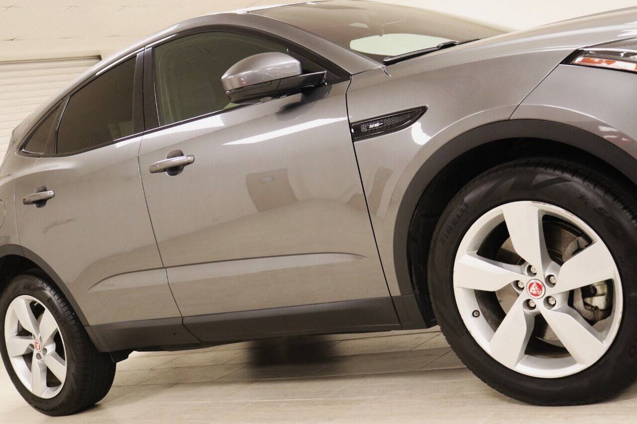 Used 2020 Jaguar E-PACE SE AWD/4WD image 11