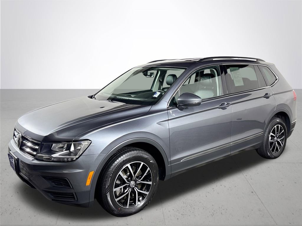 Certified 2021 Volkswagen Tiguan SE image 2