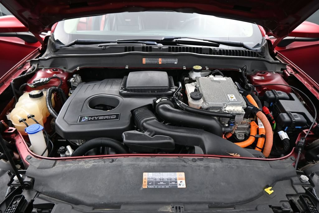 Used 2019 Ford Fusion SE FWD image 24