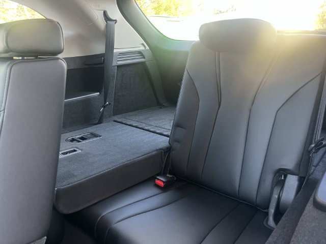 Used 2025 Acura MDX SH-AWD image 26