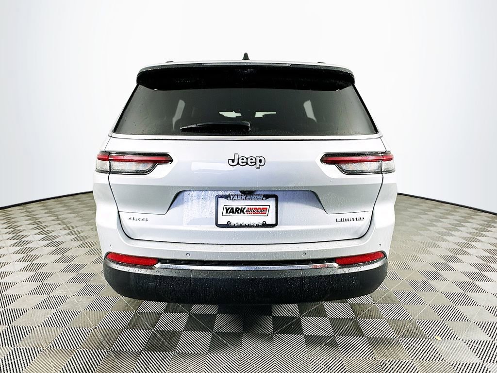 Certified 2024 Jeep Grand Cherokee L Limited w/ Luxury Tech Group II AWD/4WD image 10