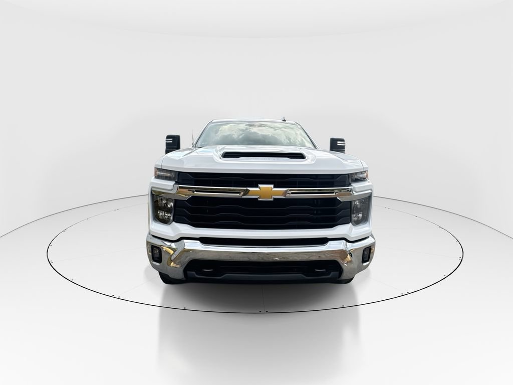 New 2026 Chevrolet Silverado 2500 LT image 3